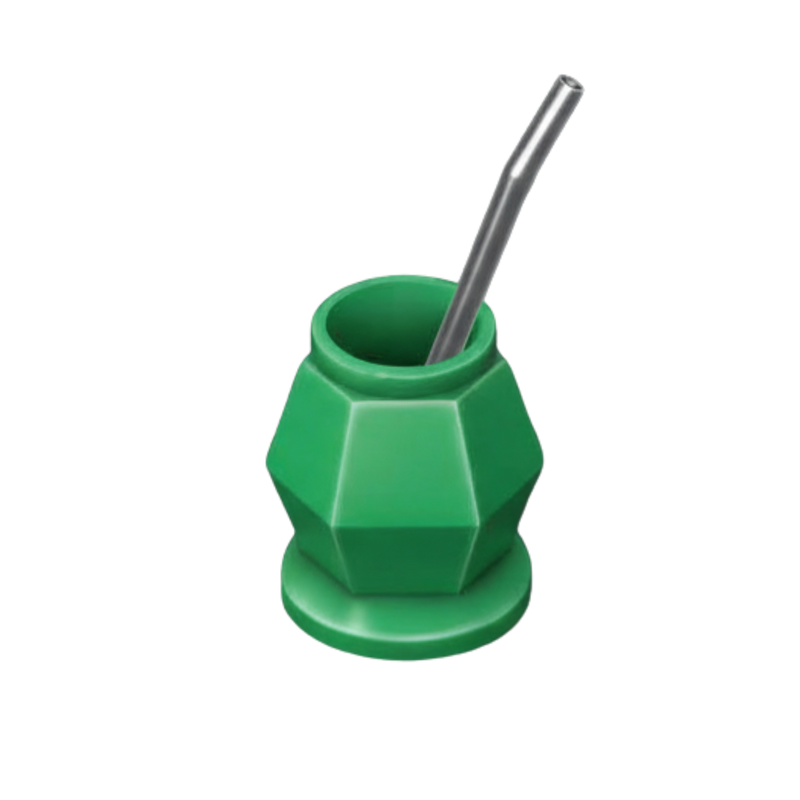 Mild yerba mate in green calabaza cup